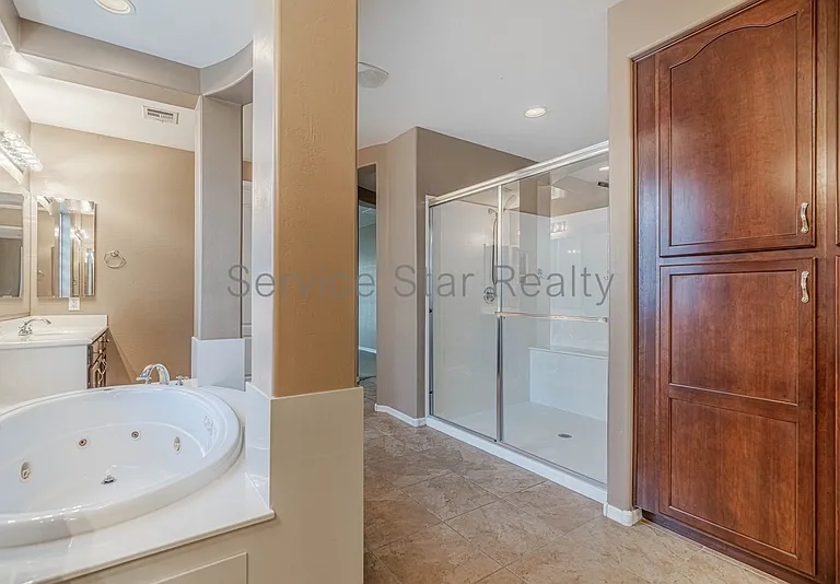 2214 E Chanute Pass — Photo 26