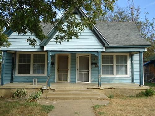 2nd image of 2212 Idaho Ave