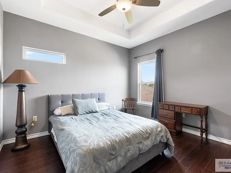 7180 Dominica Dr — Photo 18