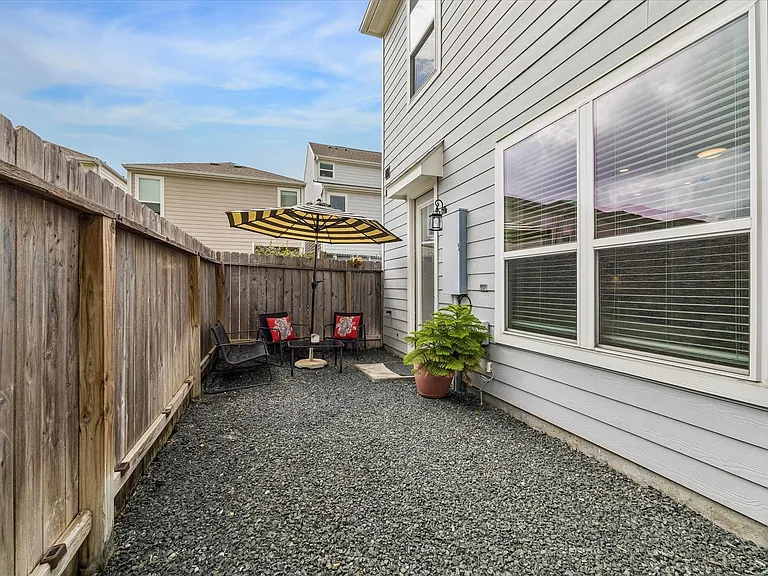 1514 Canter Bayou Way — Photo 18