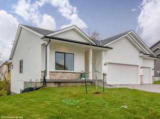 116 Braeburn Ln, Norwalk, IA 50211
