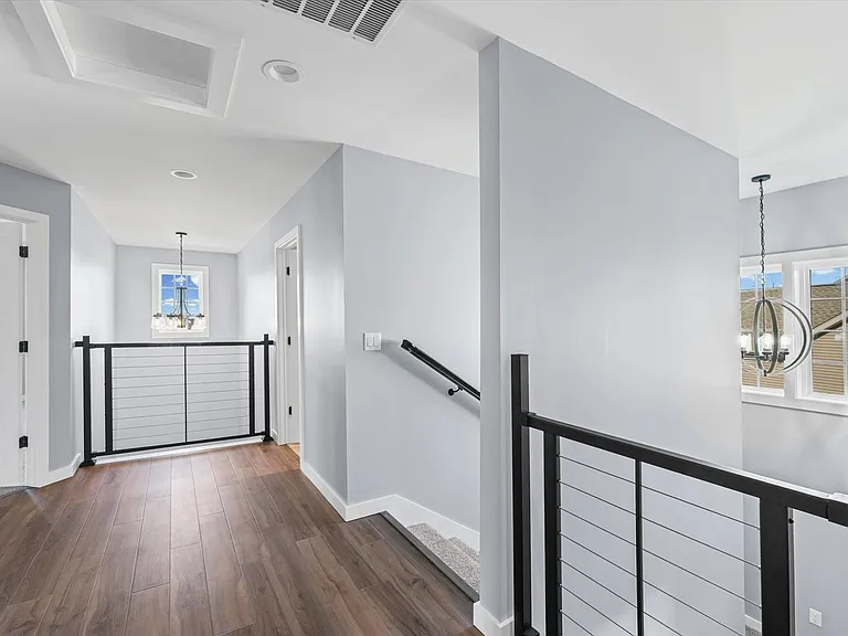 1306 Roberto Rd — Photo 19