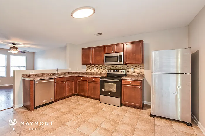 145 Darrow Creek Dr — Photo 6