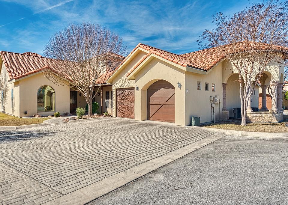 1st image of 3801 Club House Dr Unit 7