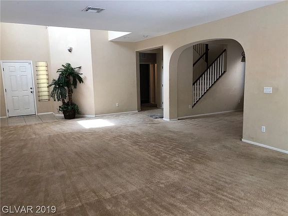 3rd image of 6066 Doroca St