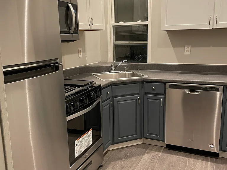 57 E Maynard Ave — Photo 5