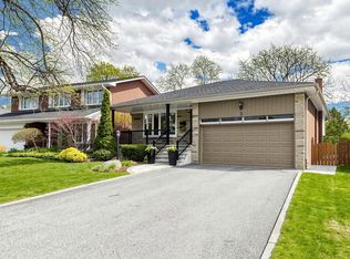 5 Muirdale Ave, Toronto, ON M9R 2V3
