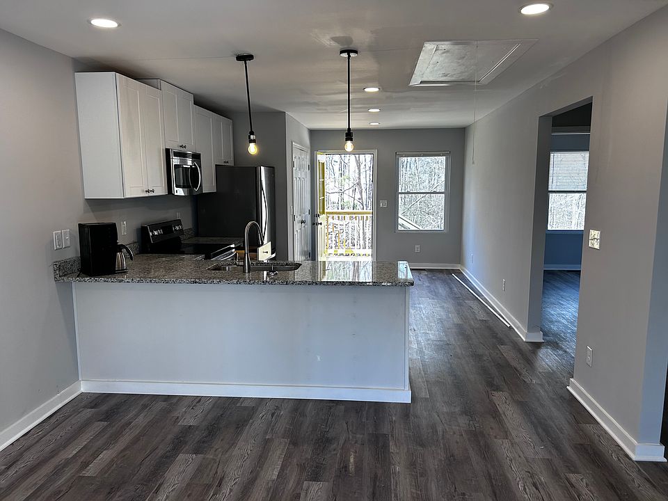 Kitchen & Dining area from Great Room