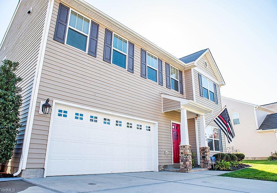 1st image of 406 Five Pine Ct