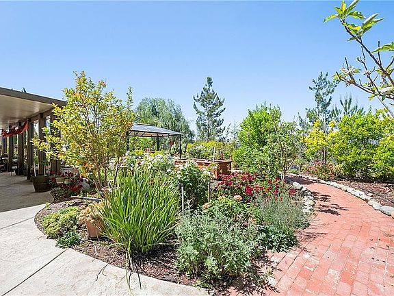 5th image of 26181 Manzanita St