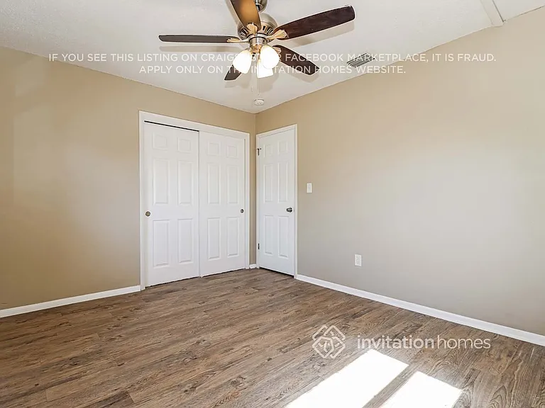 992 Union St — Photo 13