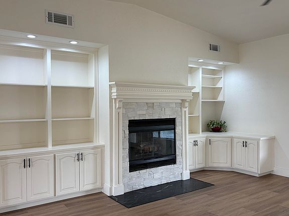 3rd image of 5739 W Sweet Drive