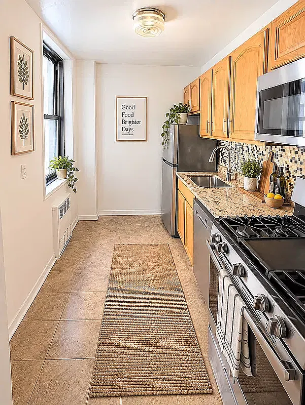 200 Corbin Pl — Photo 2