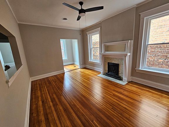 4th image of 2421 Park Ave #2