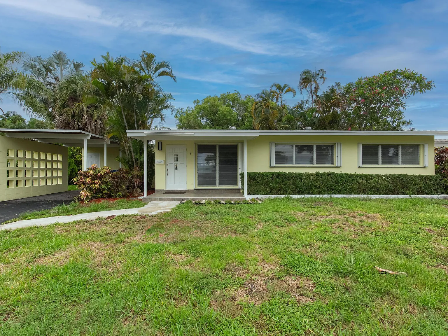 3 bed, 2.0 bath, 1612 sqft, $3,750 — Photo 4