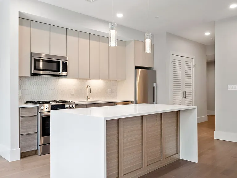 3193 Washington Street — Photo 124