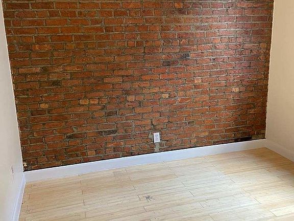 3rd image of 317 W 30th St APT 2F