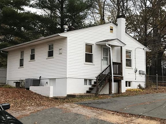 Covered side entry/off street parking