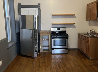 1920 W Cermak, Chicago, IL 60608