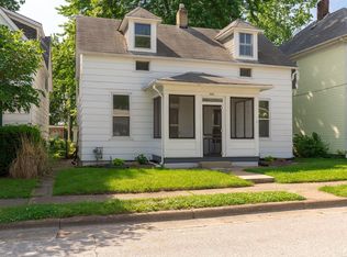 520 Lindenwood Ave, Saint Charles, MO 63301