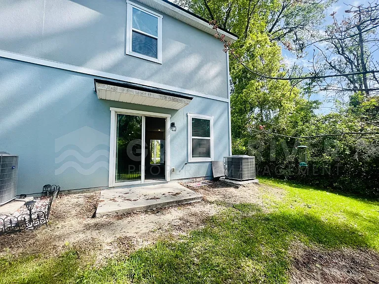 294 Aralia Ln — Photo 35