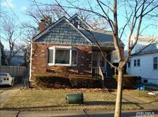 161 Crowell St, Hempstead, NY 11550