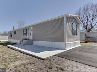 739 Woodside Dr, Mullica Hill, NJ 08062