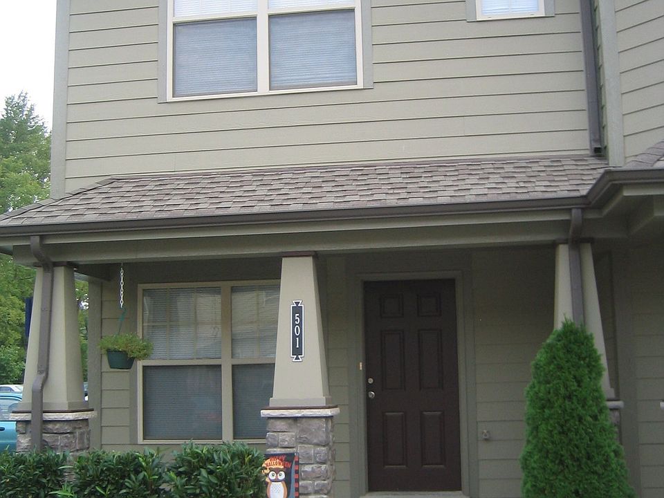 1st image of 105 4th Ave APT 501