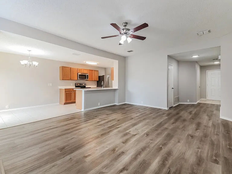 3317 Bentgate Ct — Photo 5