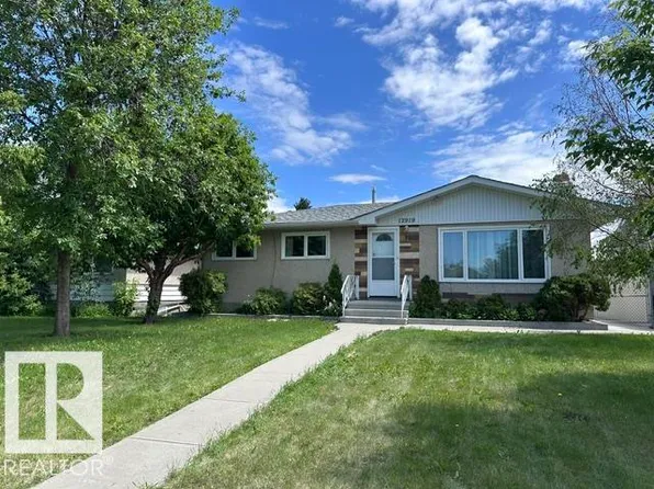 12919 86th St NW, Edmonton, AB T5E 3A9