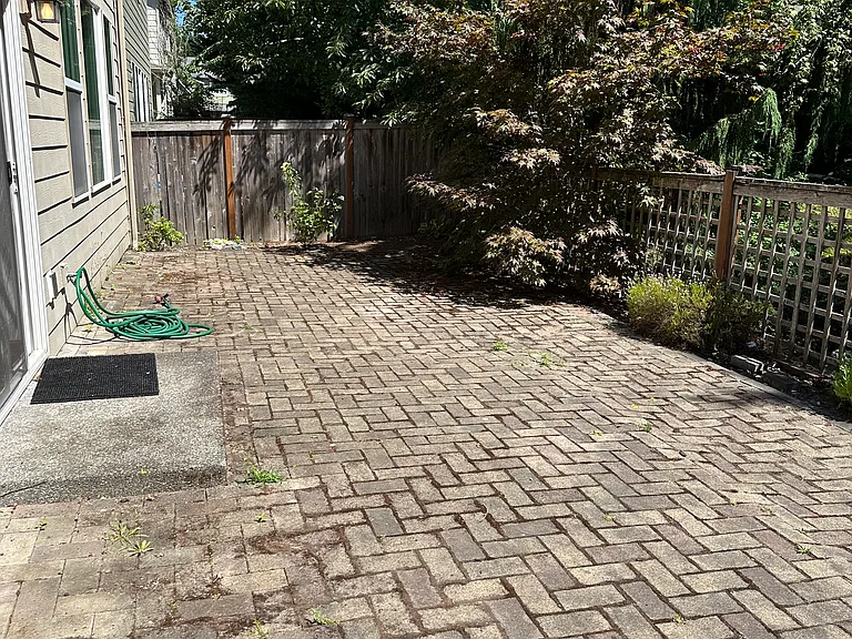 630 Kitsap Ave NE — Photo 14