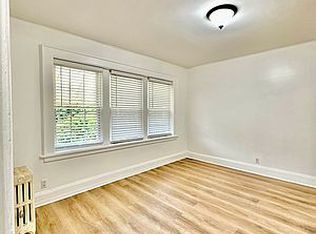 21-11 29th Ave #A, Astoria, NY 11102
