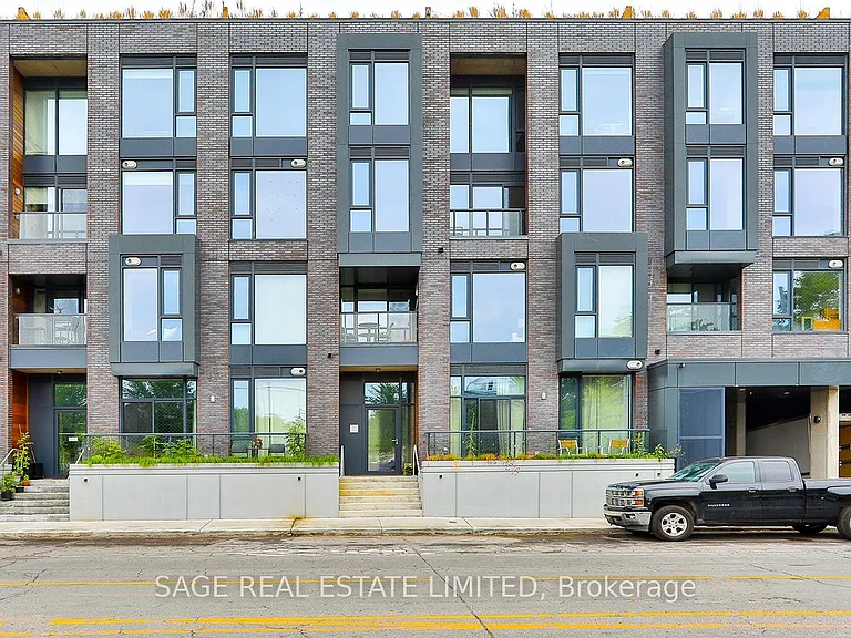 35 Wabash Ave #110 — Photo 2