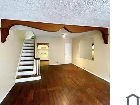 633 Mercy St, Philadelphia, PA 19148