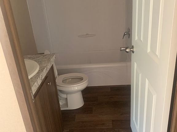 5th image of 4815 Mike Ln