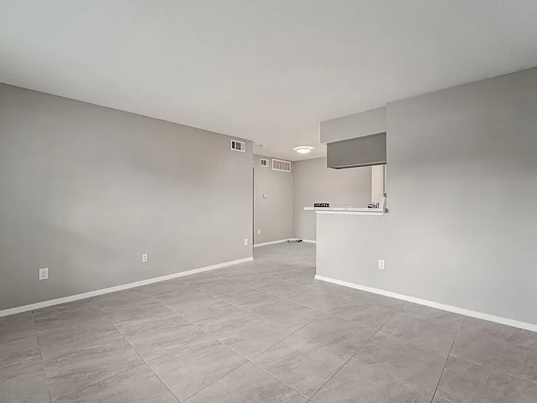 Crosby at Westchase Apartments — Photo 76