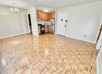 Rented by Papp Realty