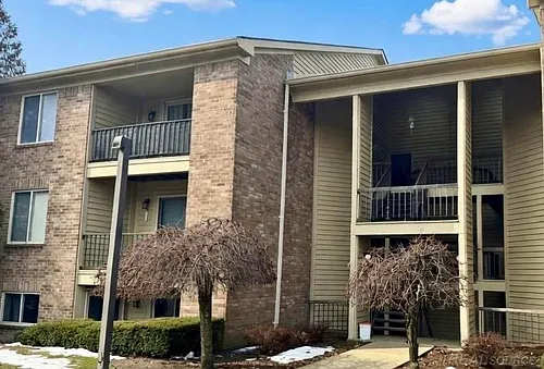 2605 Greenstone Blvd #201 Photo 1