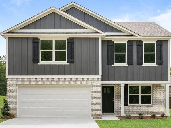 221 Mairead Dr, Dothan, AL 36301