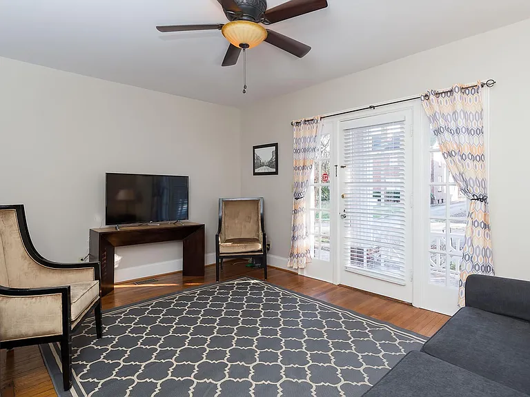 610 Willard Pl #1 — Photo 10