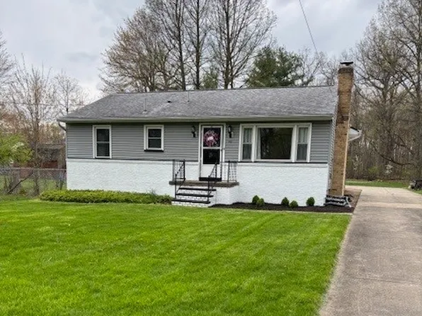 980 Brucewood Dr SE, Warren, OH 44484