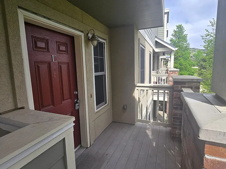 1001 Laramie Blvd #15-E — Photo 1