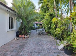 21920 Old Cutler Rd #1, Miami, FL 33190