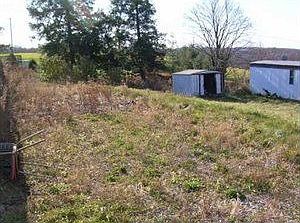 2nd image of 365 Cherry Rd