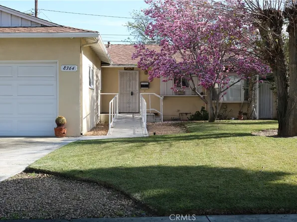 8364 Camelia Dr, Riverside, CA 92504