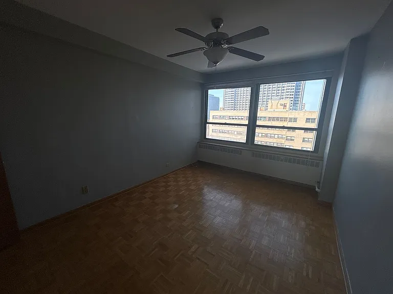 4180 Marine Terrace Apartments — Photo 93