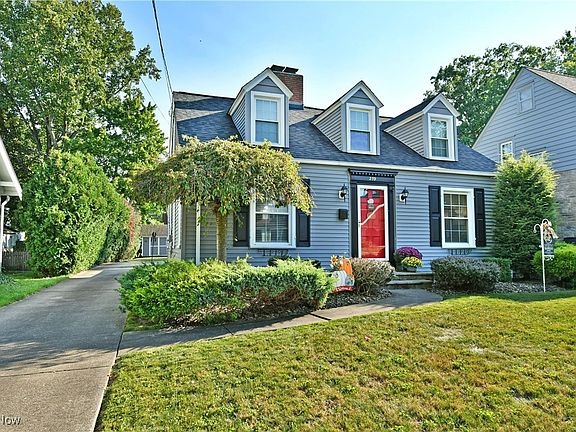 2nd image of 259 Brookfield Ave