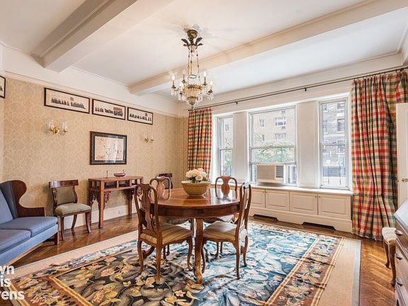 3rd image of 1004 Lexington Ave #2D
