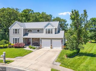 25 Firethorn Ln, Sicklerville, NJ 08081