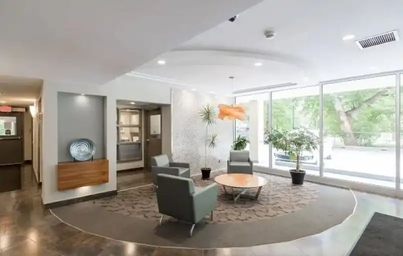 Winnipeg Apartment for rent - 2 Bedrooms — photo 2